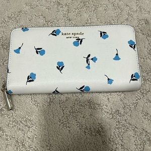 Kate spade wallet
